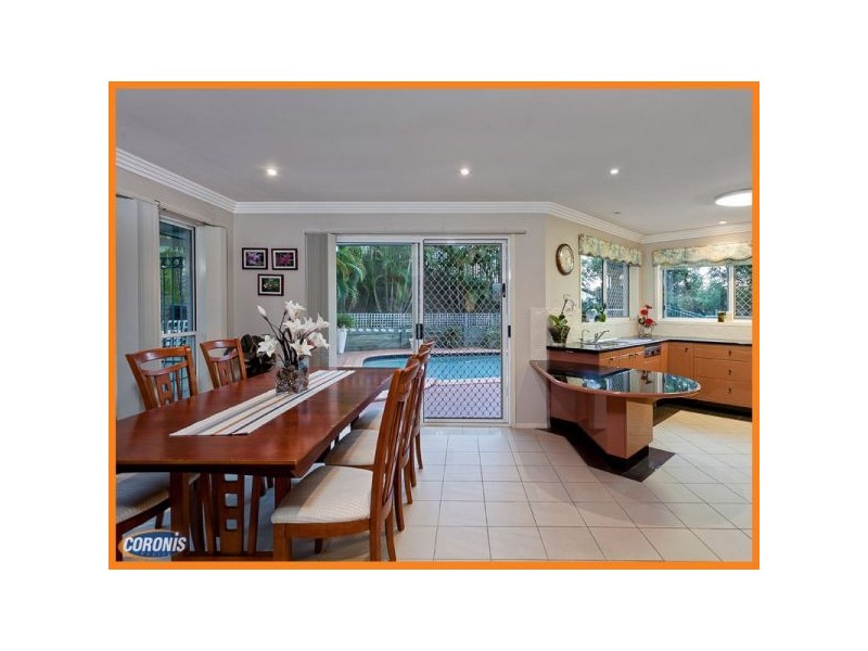 38 Deerdale Street, Stafford Heights QLD 4053