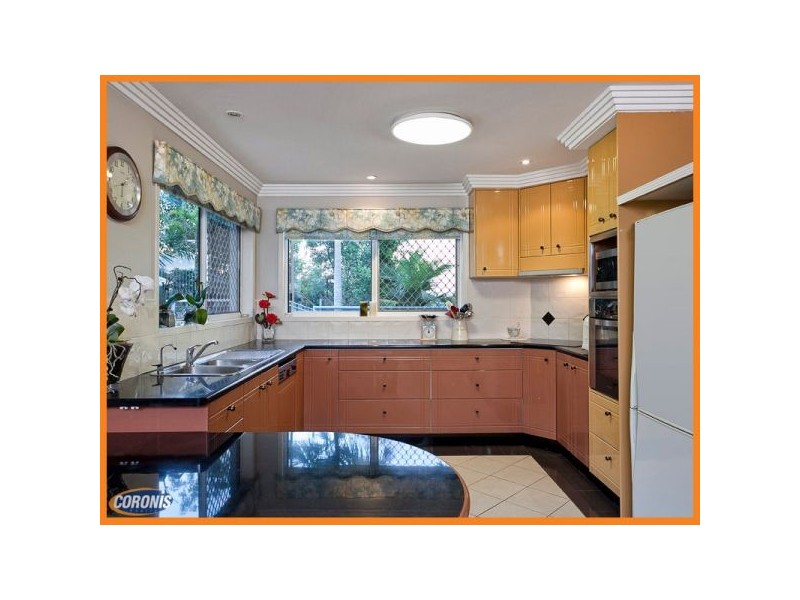 38 Deerdale Street, Stafford Heights QLD 4053