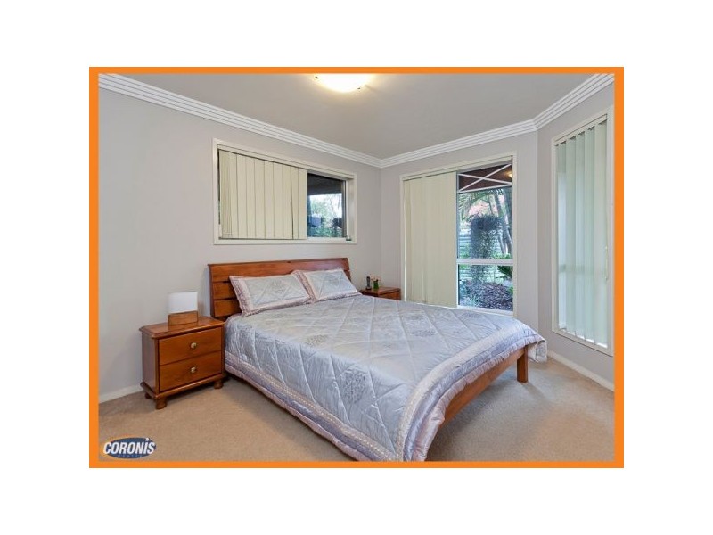 38 Deerdale Street, Stafford Heights QLD 4053