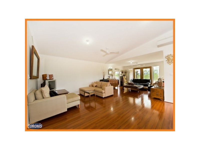 182 Montanus Drive, Woodford QLD 4514