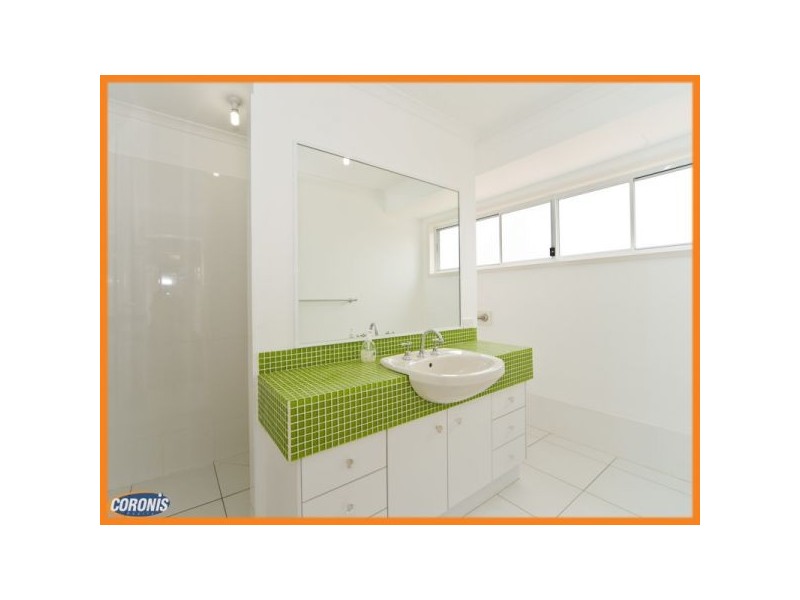 182 Montanus Drive, Woodford QLD 4514
