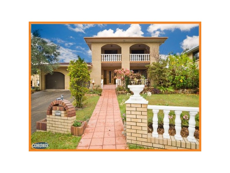 4 Whites Road, Chermside West QLD 4032