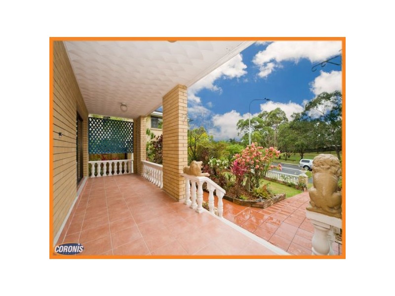 4 Whites Road, Chermside West QLD 4032