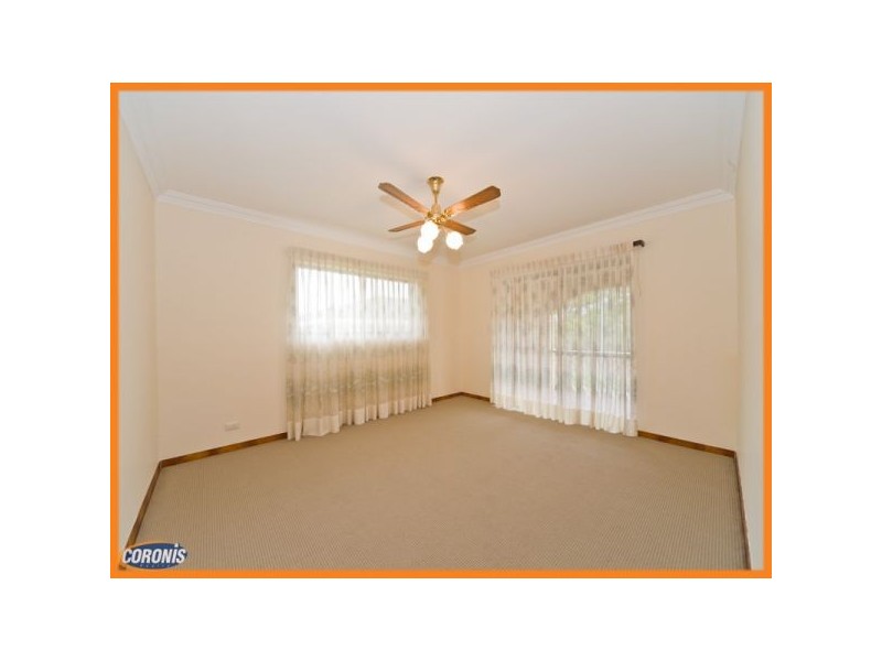 4 Whites Road, Chermside West QLD 4032