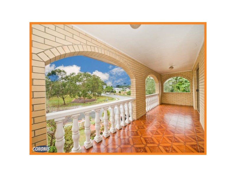 4 Whites Road, Chermside West QLD 4032