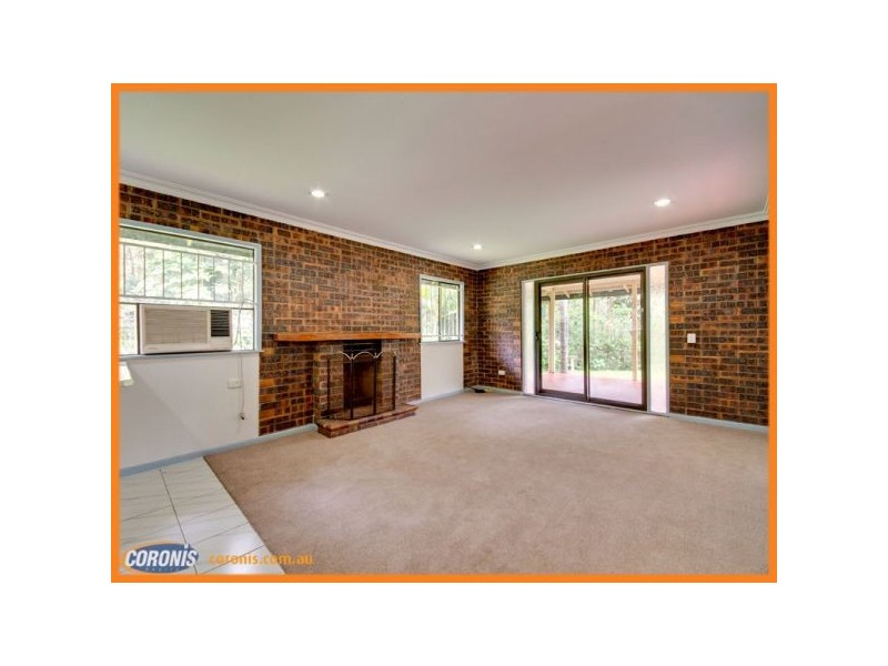 37 Beech Drive, Cashmere QLD 4500