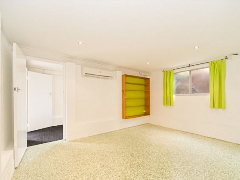 10 Madeira Street, The Gap QLD 4061