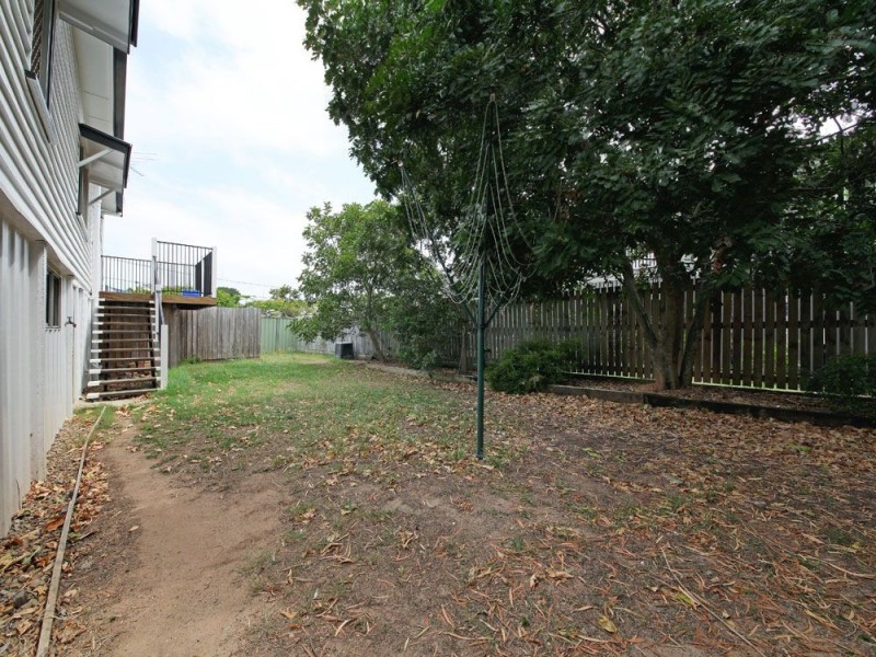 7 East Avenue, Brighton QLD 4017