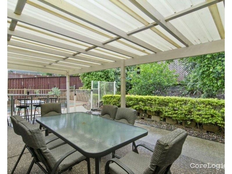 5 Polynesia Ave, Pacific Pines QLD 4211