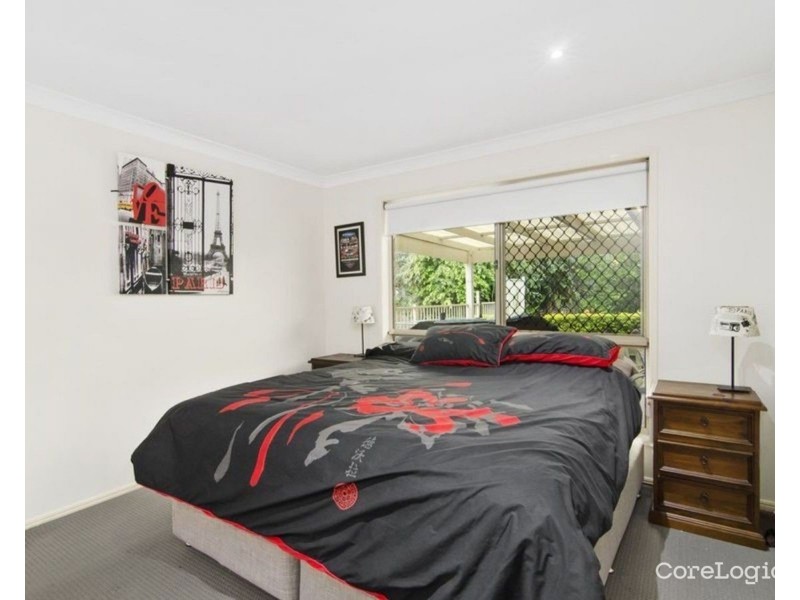 5 Polynesia Ave, Pacific Pines QLD 4211