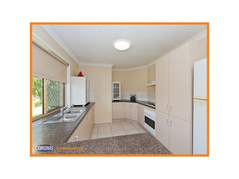 42 Crozier Crescent, Meadowbrook QLD 4131