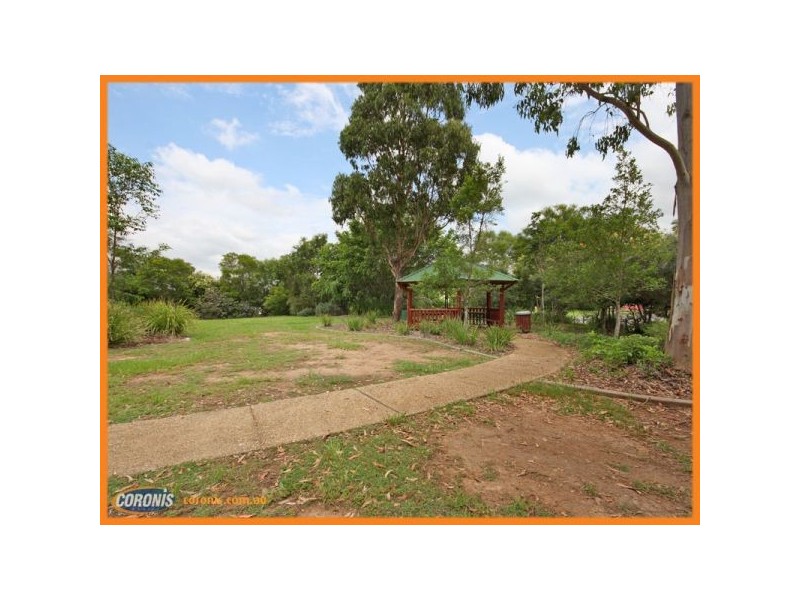 4 Tamarillo Circuit, Narangba QLD 4504