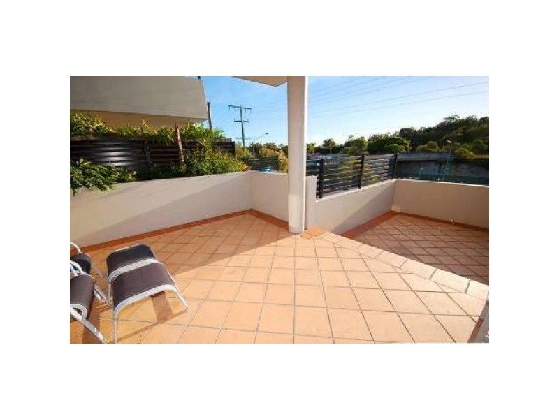 2/93 Waminda Street, Morningside QLD 4170