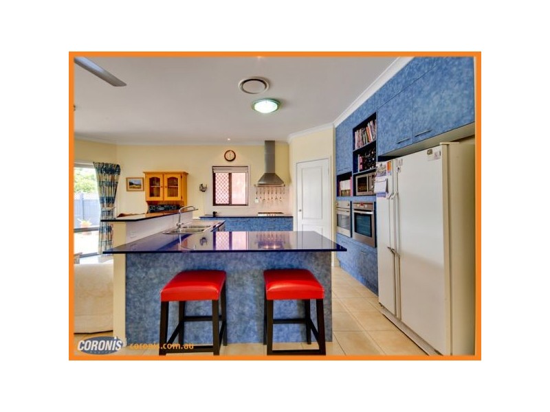 1 Twin Lakes Drive, Murrumba Downs QLD 4503