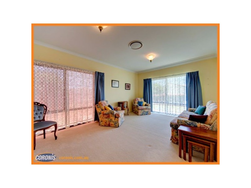 1 Twin Lakes Drive, Murrumba Downs QLD 4503