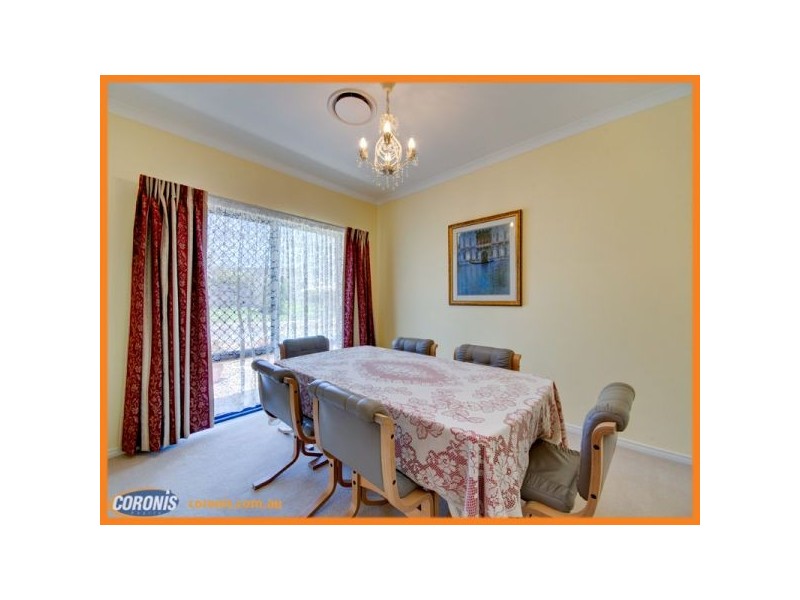 1 Twin Lakes Drive, Murrumba Downs QLD 4503