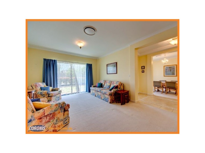 1 Twin Lakes Drive, Murrumba Downs QLD 4503