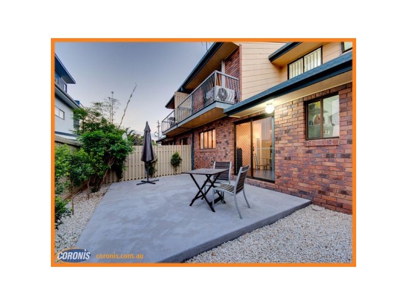 2/17 Burnaby Tce, Gordon Park QLD 4031