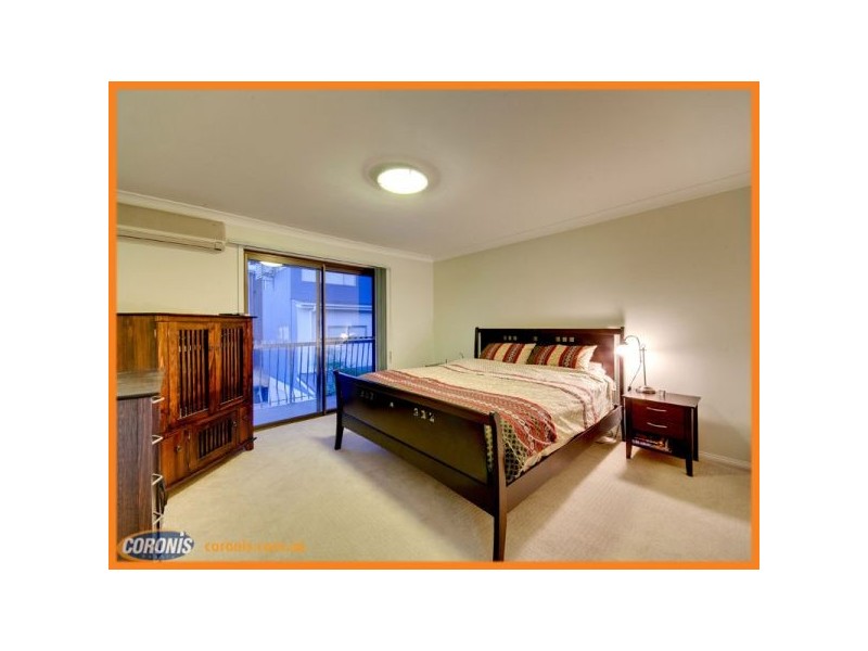 2/17 Burnaby Tce, Gordon Park QLD 4031