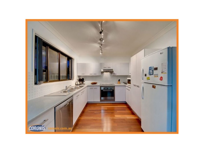 2/17 Burnaby Tce, Gordon Park QLD 4031
