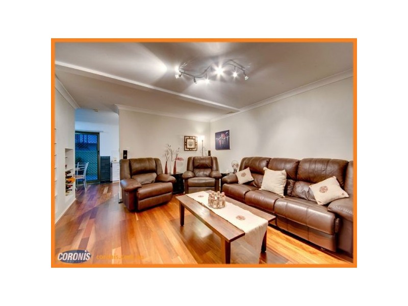 2/17 Burnaby Tce, Gordon Park QLD 4031