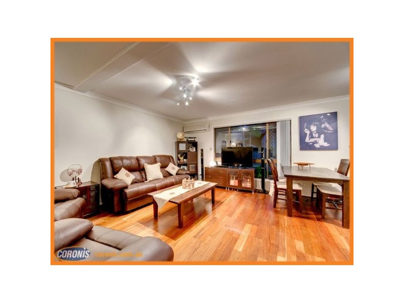 2/17 Burnaby Tce, Gordon Park QLD 4031