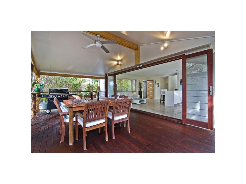 221 Bunya Road, Arana Hills QLD 4054