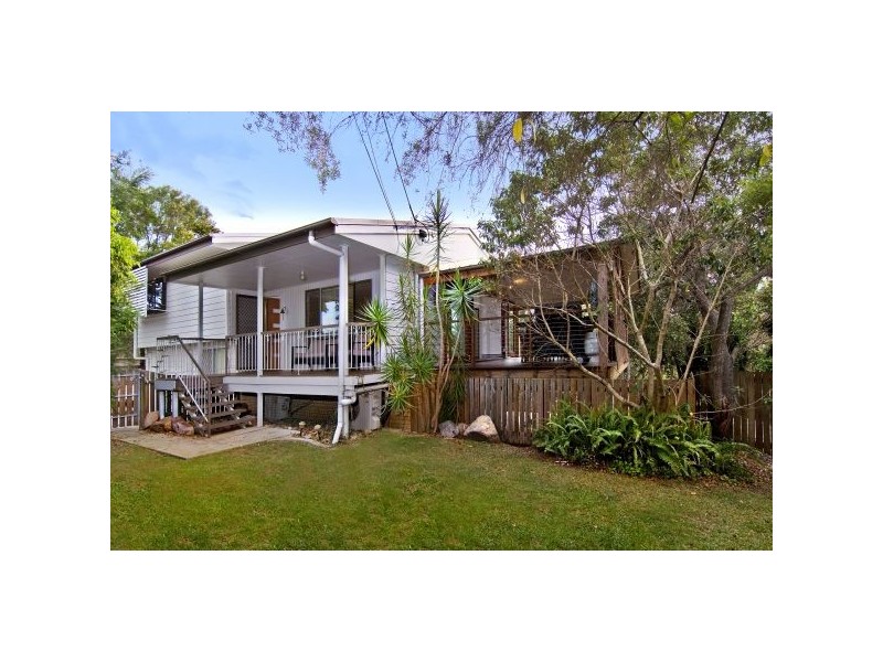 221 Bunya Road, Arana Hills QLD 4054