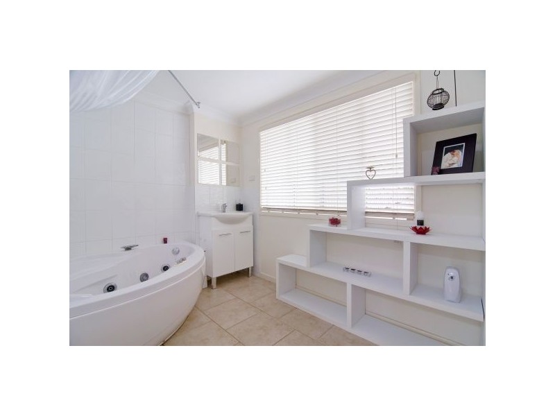 221 Bunya Road, Arana Hills QLD 4054