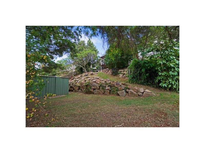 221 Bunya Road, Arana Hills QLD 4054