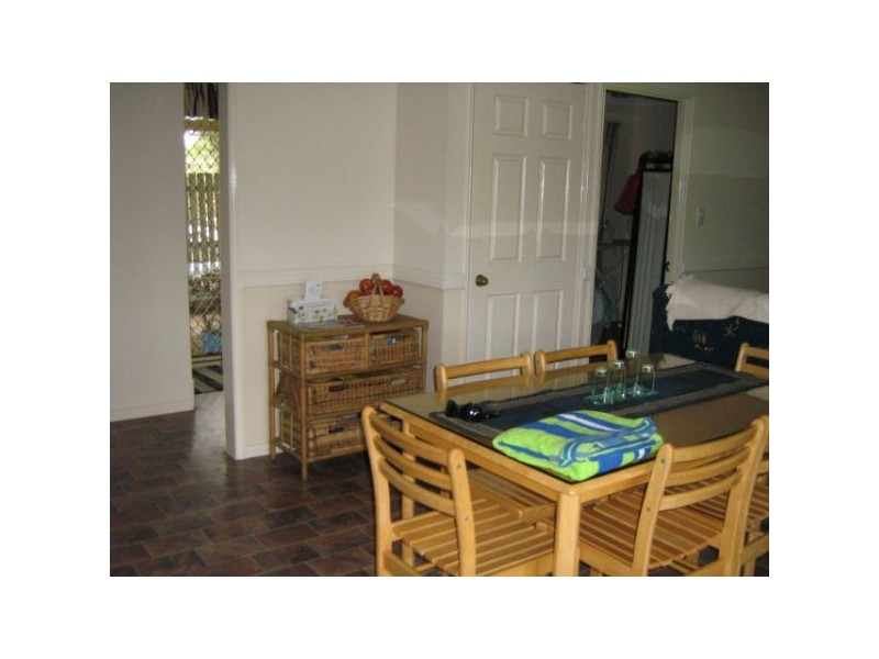 8 Birchgrove Crescent, Kallangur QLD 4503