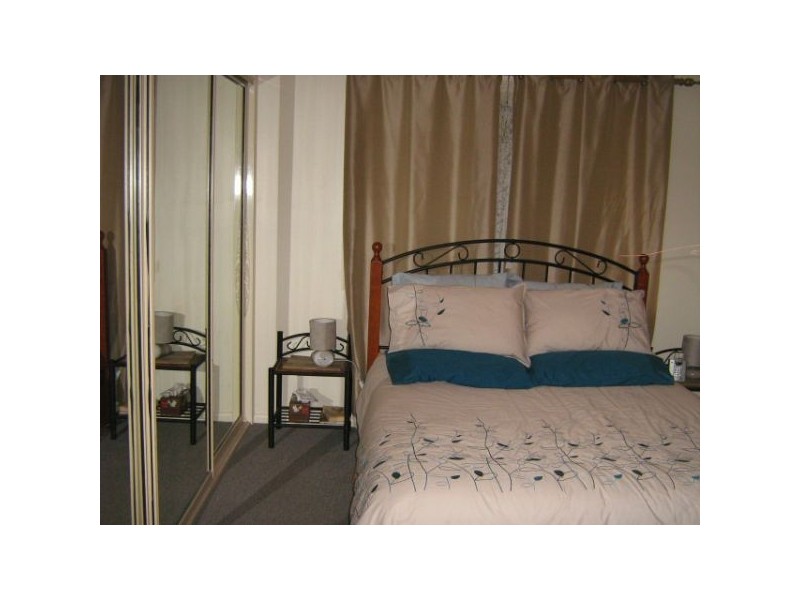 8 Birchgrove Crescent, Kallangur QLD 4503