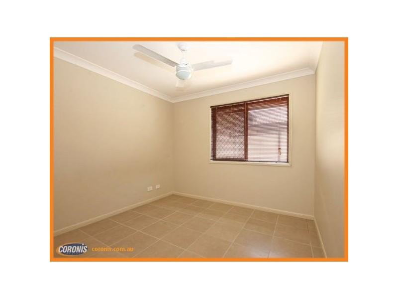 16 Water Street, Kallangur QLD 4503