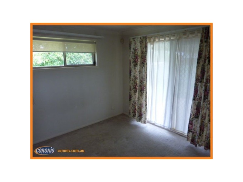 139 Middle Road, Hillcrest QLD 4118