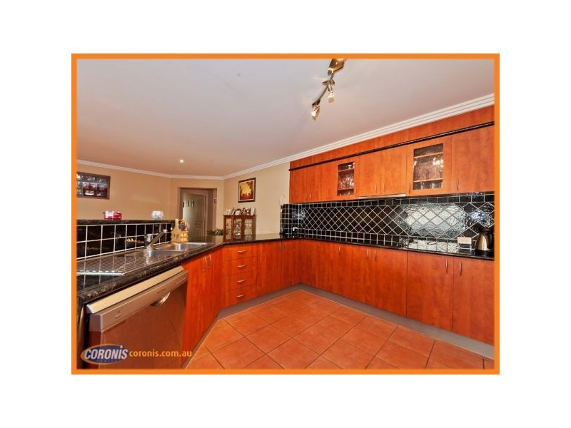 22 The Avenue, Windaroo QLD 4207
