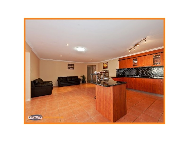 22 The Avenue, Windaroo QLD 4207
