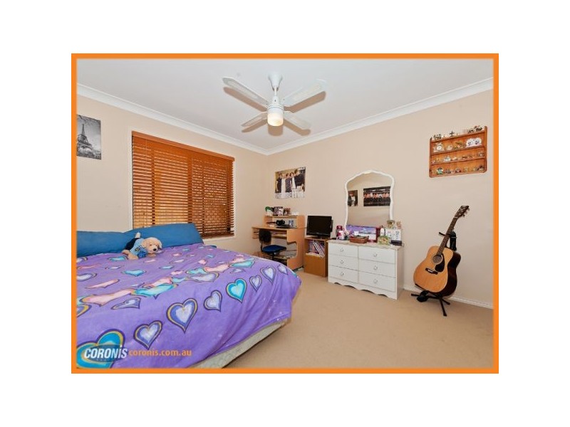 22 The Avenue, Windaroo QLD 4207