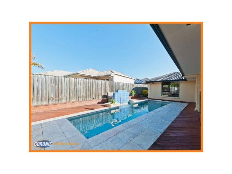 22 The Avenue, Windaroo QLD 4207
