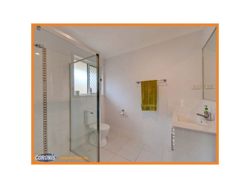 9 Newmarket Drive, Morayfield QLD 4506