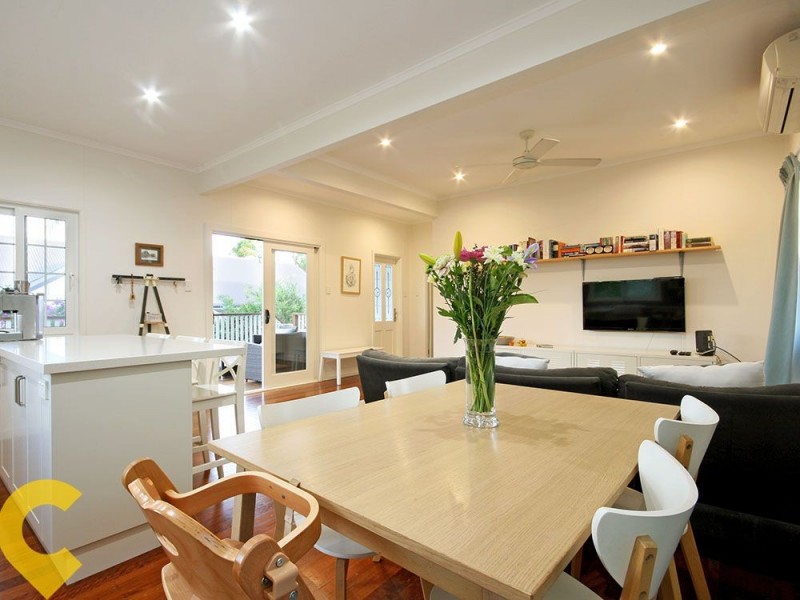 25 White Street, Wavell Heights QLD 4012