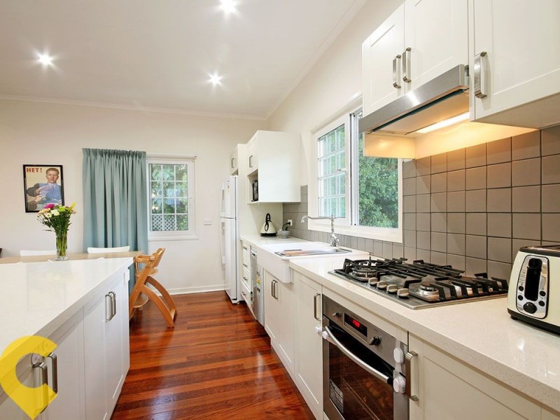 25 White Street, Wavell Heights QLD 4012