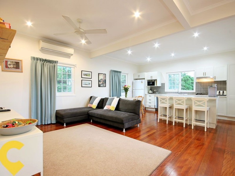 25 White Street, Wavell Heights QLD 4012