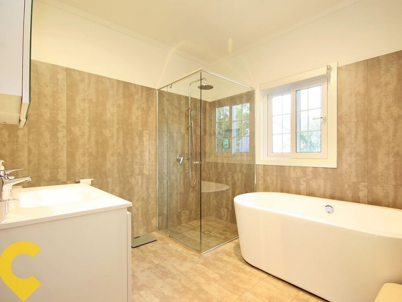 25 White Street, Wavell Heights QLD 4012