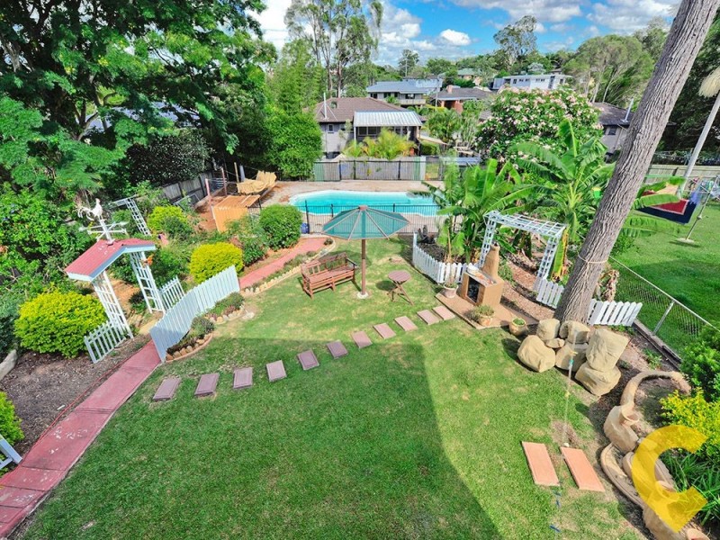 15 Violet Street, Everton Hills QLD 4053