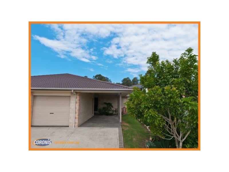 2/8 Mocha Way, Pimpama QLD 4209
