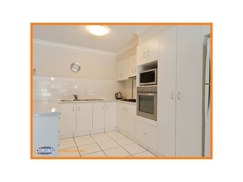 2/8 Mocha Way, Pimpama QLD 4209