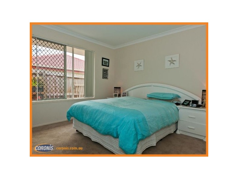 2/8 Mocha Way, Pimpama QLD 4209