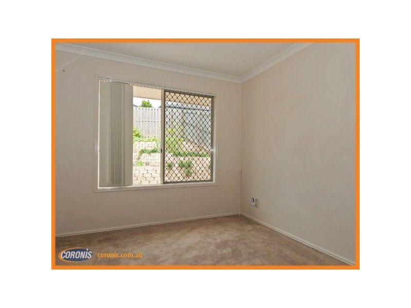 2/8 Mocha Way, Pimpama QLD 4209