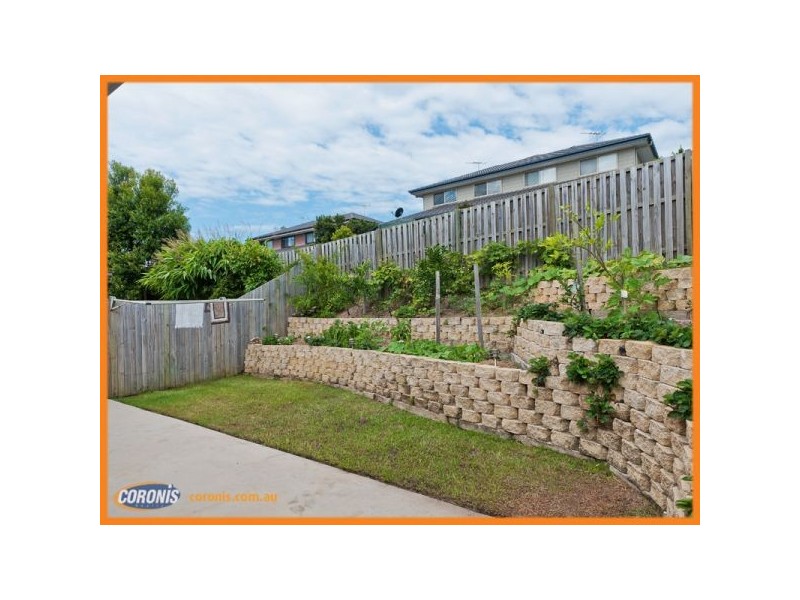 2/8 Mocha Way, Pimpama QLD 4209