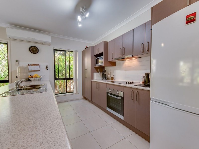 8 Illawarra Close, Griffin QLD 4503